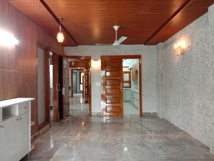 Masihgarh, Sukhdev Vihar Main Image 1