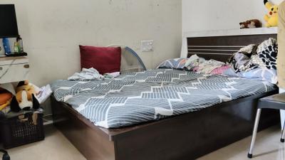 Bedroom Image of 1000 Sq.ft 2 BHK Apartment / Flat for sale in 5 Star Royal Entrada, Wakad Pune for Rs. 11000000