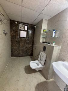 Bathroom Image of 1500 Sq.ft 3 BHK Apartment / Flat for rent in Rama Sky Life, Tifra Bilaspur for Rs. 35000