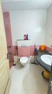 Bathroom Image of 1350 Sq.ft 3 BHK Apartment / Flat for sale in Magarpatta Trillium, Magarpatta City Pune for Rs. 21500000