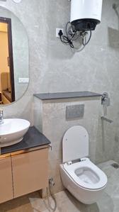 Bathroom Image of 350 Sq.ft 1 RK Studio for rent in Ansal Esencia Sector 67, Sector 67 Gurgaon for Rs. 23000