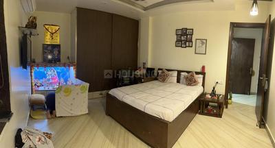 Bedroom Image of 1200 Sq.ft 3 BHK Builder Floor for sale in Bali Nagar New Delhi for Rs. 19900000