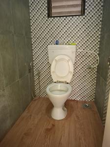 Common Bathroom Image of 1050 Sq.ft 2 BHK Apartment / Flat for rent in Arihant Anaika, Taloja Navi Mumbai for Rs. 12200