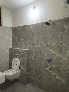 Bathroom Image of 1600 Sq.ft 3 BHK Apartment / Flat for rent in Mangla Bilaspur for Rs. 28000