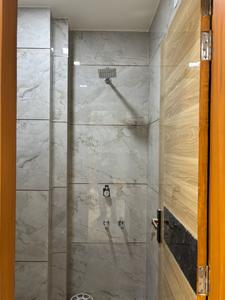 Bathroom Image of 570 Sq.ft 2 BHK Builder Floor for sale in Shastri Nagar New Delhi for Rs. 4800000