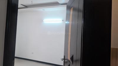 Image of 3600 Sq.ft 3 BHK Independent House for rent in Sector 72, Noida for Rs. 52000