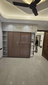 Bedroom Image of 2200 Sq.ft 3 BHK Builder Floor for rent in Sector 122 Noida for Rs. 48000
