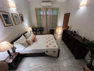 Image of 6000 Sq.ft 8 BHK Independent House for sale in Independent Floors At DLF City Phase IV, DLF Phase 4, Gurgaon for Rs. 96000000