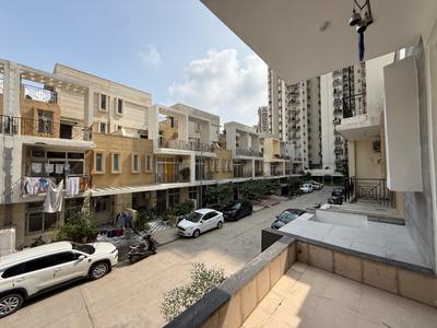 Balcony Image of 1700 Sq.ft 3.5 BHK Villa for rent in Amrapali Dream Valley, Noida Extension Greater Noida for Rs. 45000