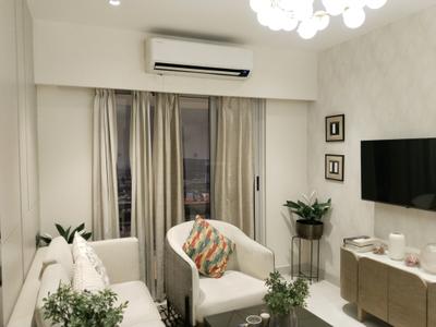 Living Room Image of 3800 Sq.ft 4 BHK Apartment / Flat for sale in Sunteck Signia Pearl, Bandra East Mumbai for Rs. 240000000
