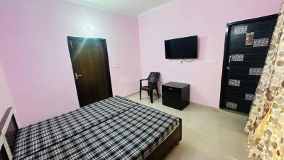 Bedroom Image of 360 Sq.ft 1 RK Independent House for rent in DLF Phase 5 Gurgaon for Rs. 15000