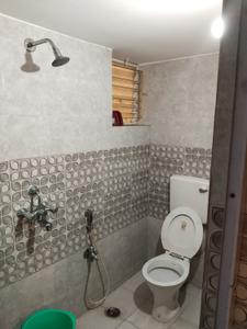 Bathroom Image of 1026 Sq.ft 2.5 BHK Apartment / Flat for sale in OMM Paradise, Bharatpur Bhubaneswar for Rs. 8000000