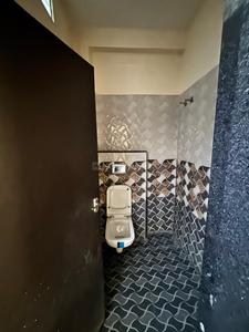 Bathroom Image of 550 Sq.ft 1 BHK Builder Floor for rent in Silicon City Sector K, Rau Indore for Rs. 8500