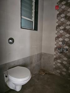 Common Bathroom Image of 950 Sq.ft 2 BHK Apartment / Flat for rent in Gagan Adira by Gagan Developers, Wagholi Pune for Rs. 30500