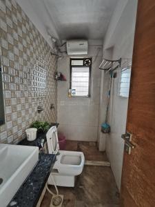 Bathroom Image of 1480 Sq.ft 3 BHK Apartment / Flat for rent in Harshail Beuna Vista, Borivali West Mumbai for Rs. 85000