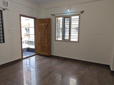 Living Room Image of 800 Sq.ft 1 BHK Builder Floor for rent in HSR Layout Bengaluru for Rs. 24000