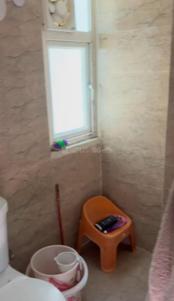 Bathroom Image of 2122 Sq.ft 4 BHK Apartment / Flat for sale in Pigeon Spring Meadows, Noida Extension Greater Noida for Rs. 20000000