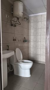 Image of 1020 Sq.ft 2 BHK Apartment / Flat for rent in Gulshan Botnia, Sector 144, Noida for Rs. 33000