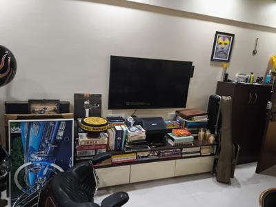 Living Room Image of 1000 Sq.ft 2 BHK Apartment / Flat for rent in Kumar Kruti, Kalyani Nagar Pune for Rs. 60000