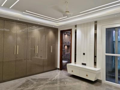 Bedroom Image of 2700 Sq.ft 4 BHK Builder Floor for sale in Janakpuri New Delhi for Rs. 54000001