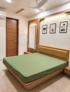 Bedroom Image of 1511 Sq.ft 3.5 BHK Builder Floor for sale in Krishna Nagar New Delhi for Rs. 35000000