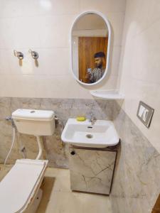 Image of 900 Sq.ft 3 BHK Apartment / Flat for rent in ROF Amaltas, Sector 92, Gurgaon for Rs. 21000