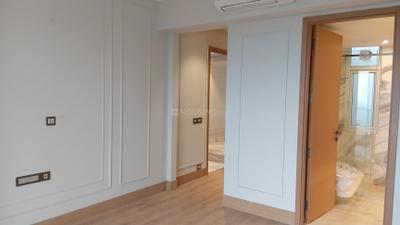 Bedroom Image of 3000 Sq.ft 4.5 BHK Builder Floor for sale in DLF The Grove, DLF Phase 5 Gurgaon for Rs. 86500000