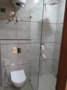 Bathroom Image of 2000 Sq.ft 4 BHK Builder Floor for sale in Ansal Esencia Sector 67, Sector 67 Gurgaon for Rs. 30000000