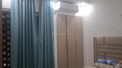 Bedroom Image of 1365 Sq.ft 3 BHK Apartment / Flat for rent in Amrapali Crystal Homes Phase 1, Sector 76 Noida for Rs. 40000