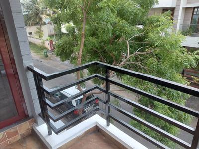 Balcony Image of 3000 Sq.ft 5 BHK Independent House for rent in Panaiyur, Sholinganallur Chennai for Rs. 80000