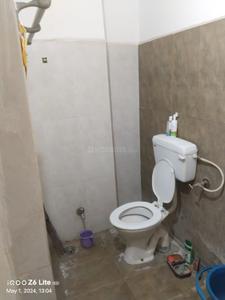 Bathroom Image of 1020 Sq.ft 2 BHK Apartment / Flat for sale in Sarthak Singapore Nest, Kalod Hala Indore for Rs. 3000000