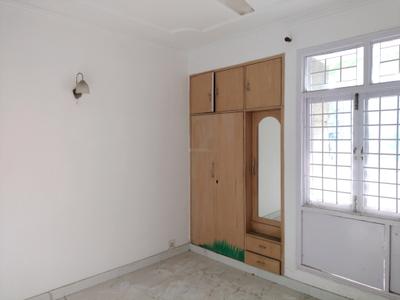 Bedroom Image of 1998 Sq.ft 4 BHK Apartment / Flat for sale in Meera Bai Apartments, Sector 5 Dwarka New Delhi for Rs. 28500000