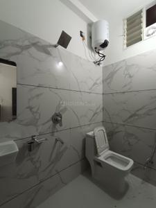 Bathroom Image of 300 Sq.ft 1 RK Independent House for rent in Vijay Nagar Indore for Rs. 12000