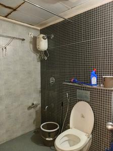 Common Bathroom Image of 927 Sq.ft 2 BHK Apartment / Flat for rent in Lodha Palava Downtown, Palava Phase 2 Thane for Rs. 22000
