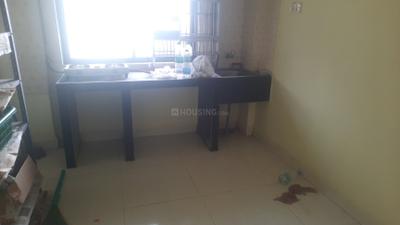 Kitchen Image of 557 Sq.ft 1 BHK Apartment / Flat for rent in Kasarvadavali Thane for Rs. 17000