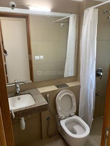 Bathroom Image of 750 Sq.ft 2 BHK Apartment / Flat for sale in Kalpataru Sunrise, Thane West Thane for Rs. 10000000