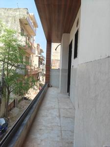 Balcony Image of 1250 Sq.ft 3 BHK Apartment / Flat for sale in Sector 7 Gurgaon for Rs. 10000000