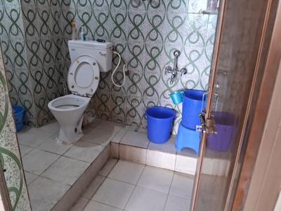 Bathroom Image of 925 Sq.ft 2 BHK Apartment / Flat for rent in Bamunara Durgapur for Rs. 16000