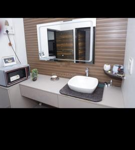 Bathroom Image of 750 Sq.ft 3 BHK Builder Floor for rent in Sector 7 Rohini New Delhi for Rs. 40000