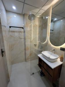 Image of 1100 Sq.ft 2 BHK Apartment / Flat for rent in Express Garden, Indirapuram, Ghaziabad for Rs. 38000