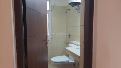 Image of 1700 Sq.ft 3 BHK Apartment / Flat for sale in Puri Diplomatic Greens, Sector 110A, Gurgaon for Rs. 31200000