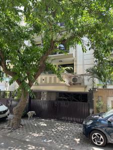 Image of 2400 Sq.ft 3 BHK Builder Floor for sale in Panchsheel Enclave, New Delhi for Rs. 80000000
