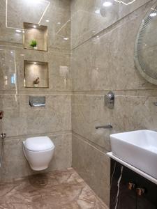 Common Bathroom Image of 900 Sq.ft 3 BHK Apartment / Flat for sale in Uttam Nagar New Delhi for Rs. 6000000