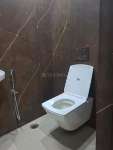 Bathroom Image of 2000 Sq.ft 3 BHK Apartment / Flat for rent in Jubilee Hills Hyderabad for Rs. 60000
