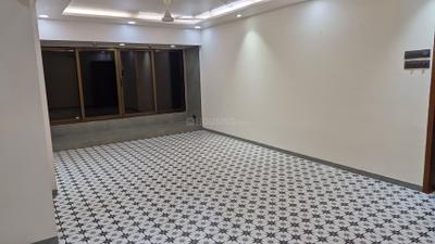 Living Room Image of 1500 Sq.ft 3 BHK Apartment / Flat for sale in Andheri West Mumbai for Rs. 63000000