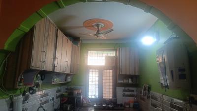 Kitchen Image of 900 Sq.ft 3 BHK Builder Floor for sale in Dwarka Mor New Delhi for Rs. 4300000