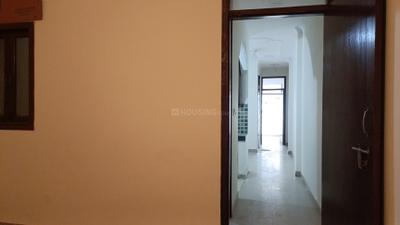 Bedroom Image of 650 Sq.ft 2 BHK Builder Floor for rent in Govindpuri New Delhi for Rs. 15000
