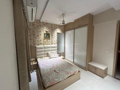 Bedroom Image of 2415 Sq.ft 3 BHK Apartment / Flat for sale in Sheetal Westpark, Vastrapur Ahmedabad for Rs. 21000000