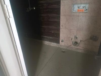 Bedroom One Image of 1850 Sq.ft 3 BHK Apartment / Flat for sale in Raheja Vedaanta, Sector 108 Gurgaon for Rs. 16500000