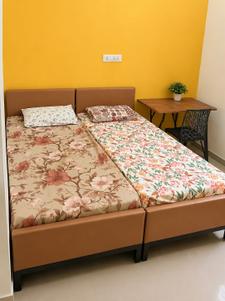 Bedroom Image of SR Comforts Colive PG in Electronic City, Bengaluru